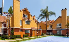 Clementine Hotel & Suites Anaheim